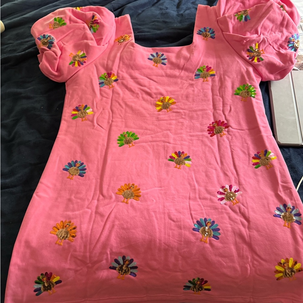 QUEEN OF SPARKLES Pink multi poof Sleeve turkey dress, NWOT